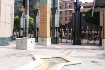 27. Plaza