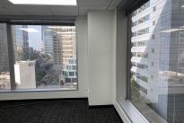 172. Suite 1010