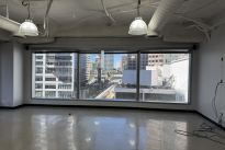 138. Suite 880