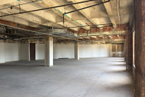 213. Suite 900
