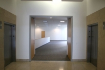 32. Lobby