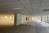 28. Suite 300