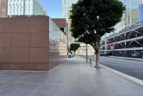 32. Plaza