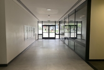 28. Lobby