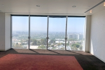 48. Suite 900