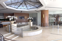 25. Lobby