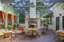 19. Patio
