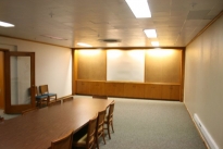 80. Interior
