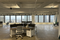 306. 33rd Floor