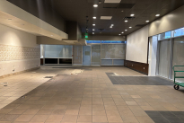 70. 100 Vacant Retail