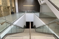 42. Lobby