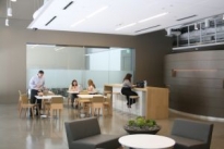 550 South Hope