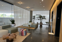 32. Lobby