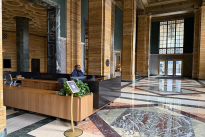 25. Lobby