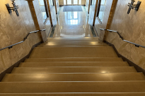 35. Lobby