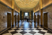 45. Lobby