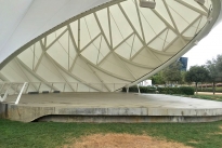 21. Exterior
