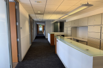 333. 22nd Fl. 2049 Bldg