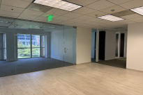 271. 320 Ste. 2049 Bldg