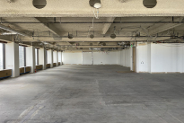 216. 555 Bldg. 3250 Suite