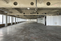 289. 555 Bldg. 4400 Suite