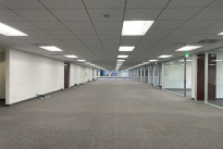 123. 515 Bldg. 500 Suite