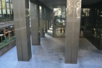 21. Plaza