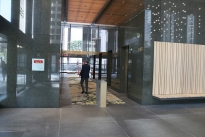95. Lobby 555 S. Flower