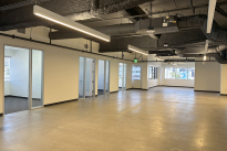 80. Suite 400