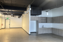 82. Suite 400