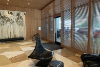 26. Lobby