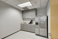 156. 320 Suite 400 Bldg.