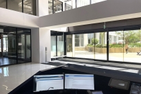 166. 225 Bldg. Lobby