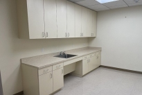 233. 201 Bldg. Suite 402