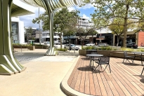 32. Plaza