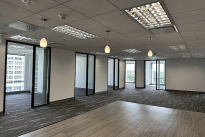 160. 251 Bldg. Suite 520