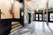 20. Lobby