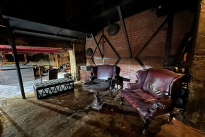 16. Interior 
