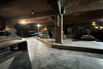 29. Interior 