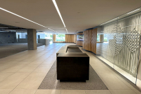 63. Fist Floor Valet