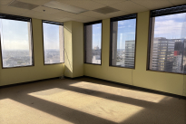 72. Suite 1585