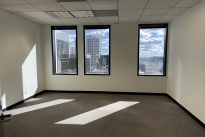33. Suite 1800