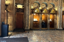 21. Lobby