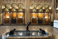 14. Lobby