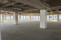 90. 4th Fl 2200 Bldg