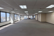 102. 7th Fl 2200 Bldg