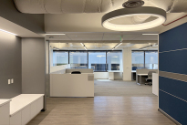 106. 8th Fl 2200 Bldg