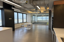 136. 9th Fl 2200 Bldg