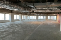 255. Floor 28