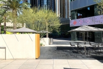 18. Plaza